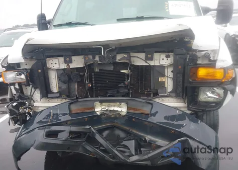 2008 Ford E-150 Commercial/Recreational z USA, uszkodzony, nr VIN 1FTNE14W78DB35525